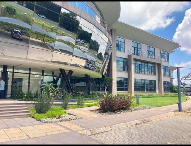 BUSINESS PROPERTY TO RENT IN BONAERO PARK